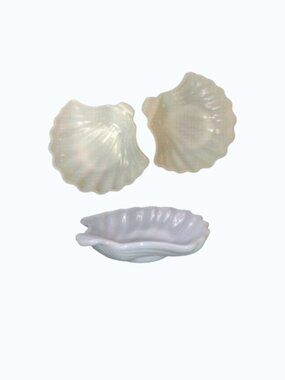 Milk Glass Scalloped Sea Shell Dishes‎ Serving Trinket Coastal California Boho